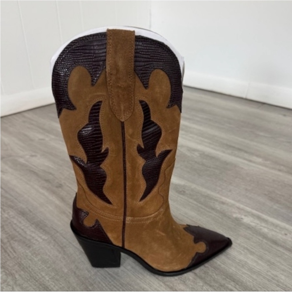 NWT ZARA viral 2024 COMBINATION SUEDE KNEE HIGH BOOTS
SIZE 5 (EUR 35 - Picture 13 of 14